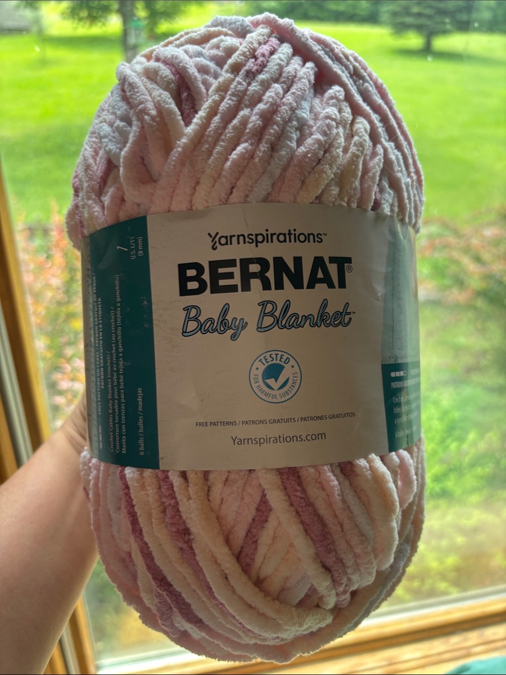 Bernat Baby Blanket Yarn - Soft Pink Variegated